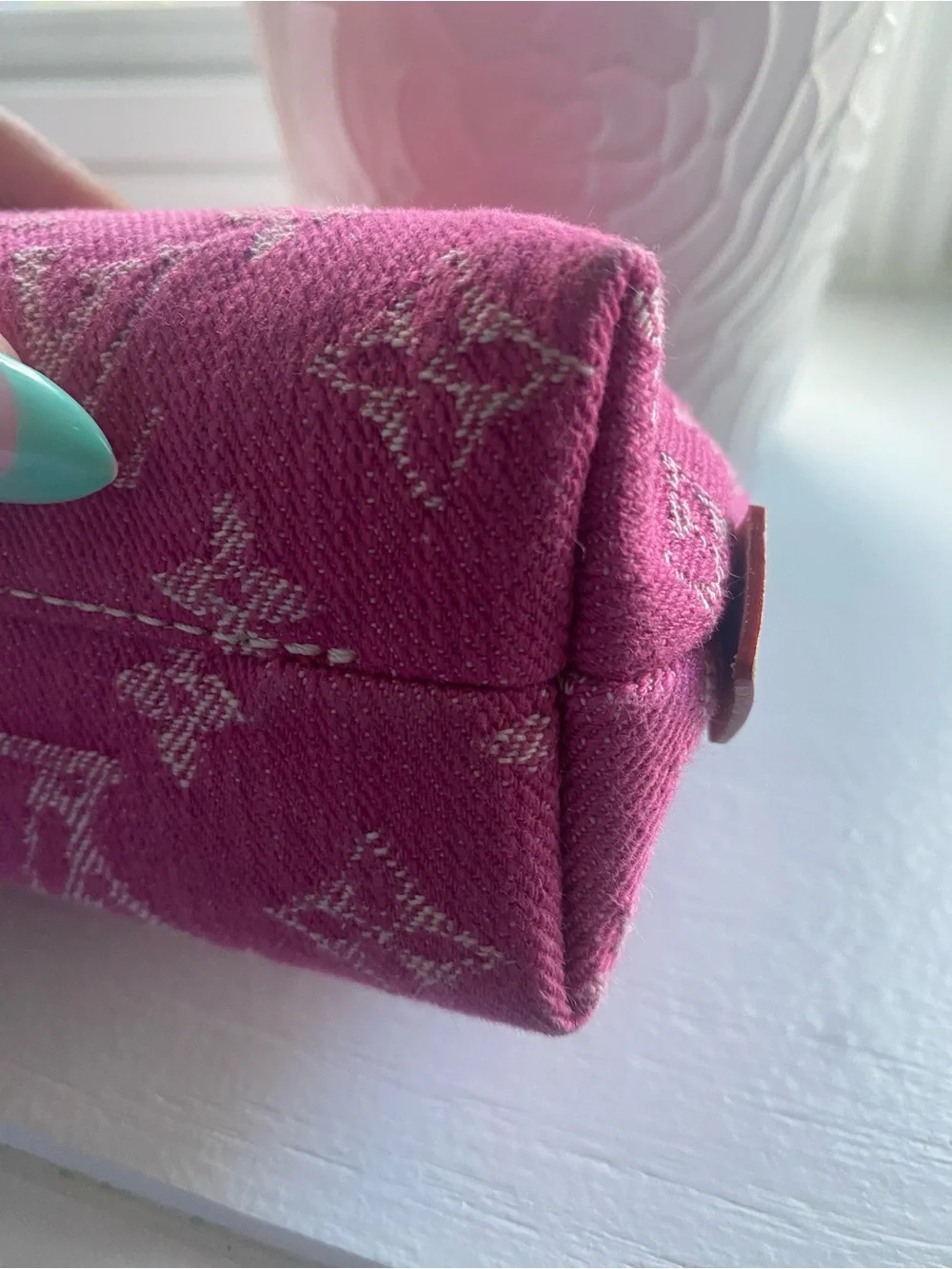 Louis Vuitton signature louis